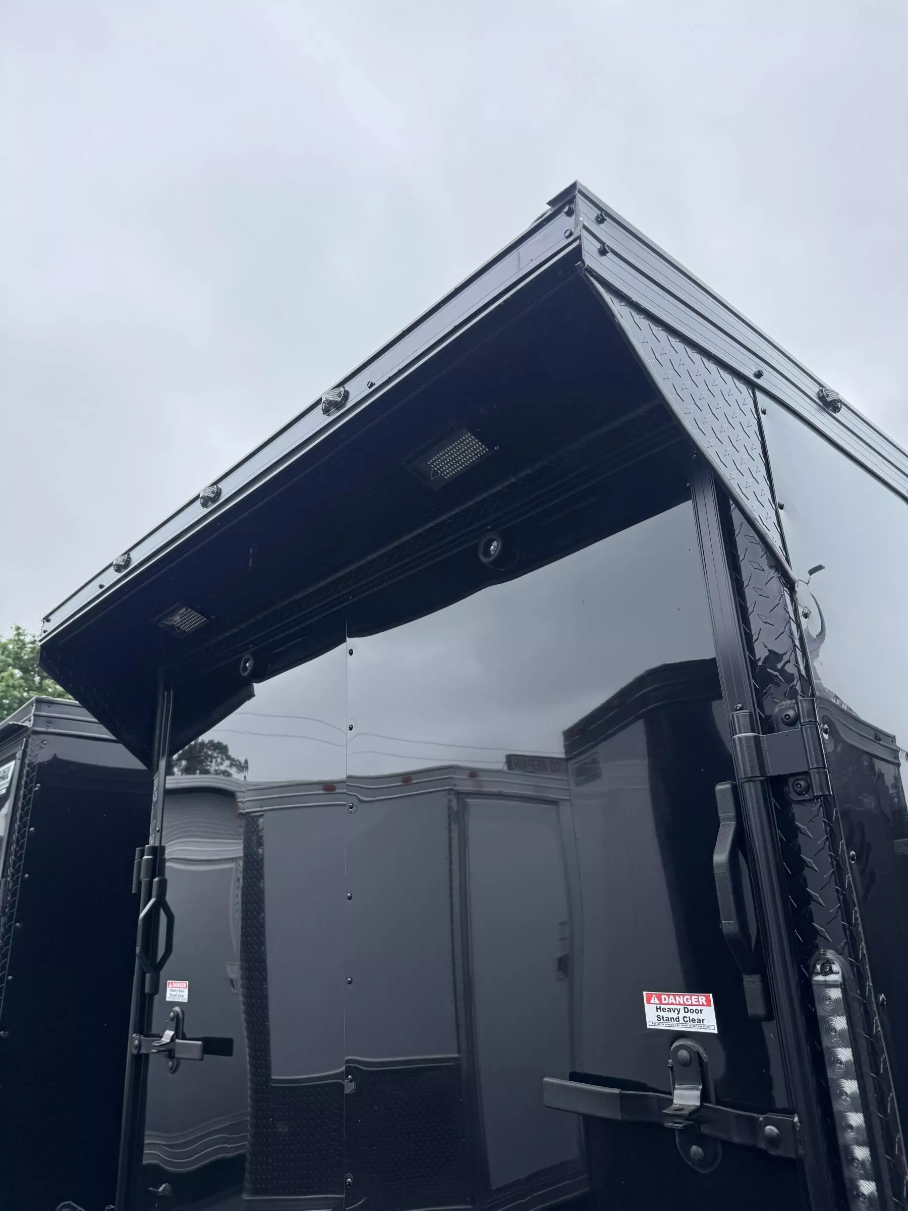 2025 Cynergy Cargo 6X10SA ADVANCED PRO SERIES PLUS Cargo / Enclosed Trailer - Image 4